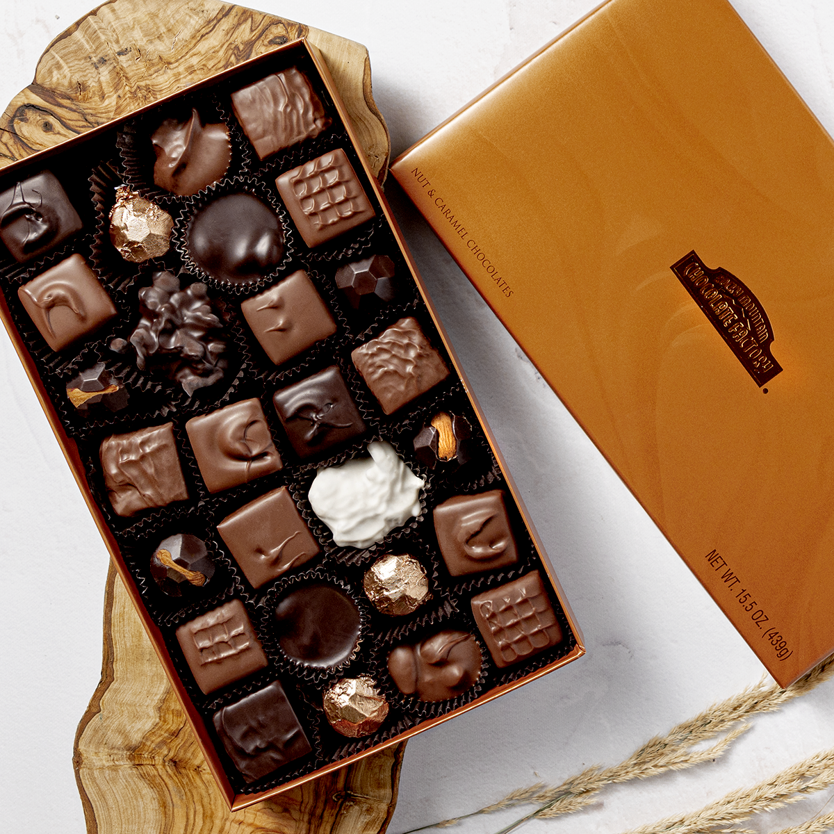 Nut and Caramel Chocolates Gift Box 15.5 oz - rmcfshop